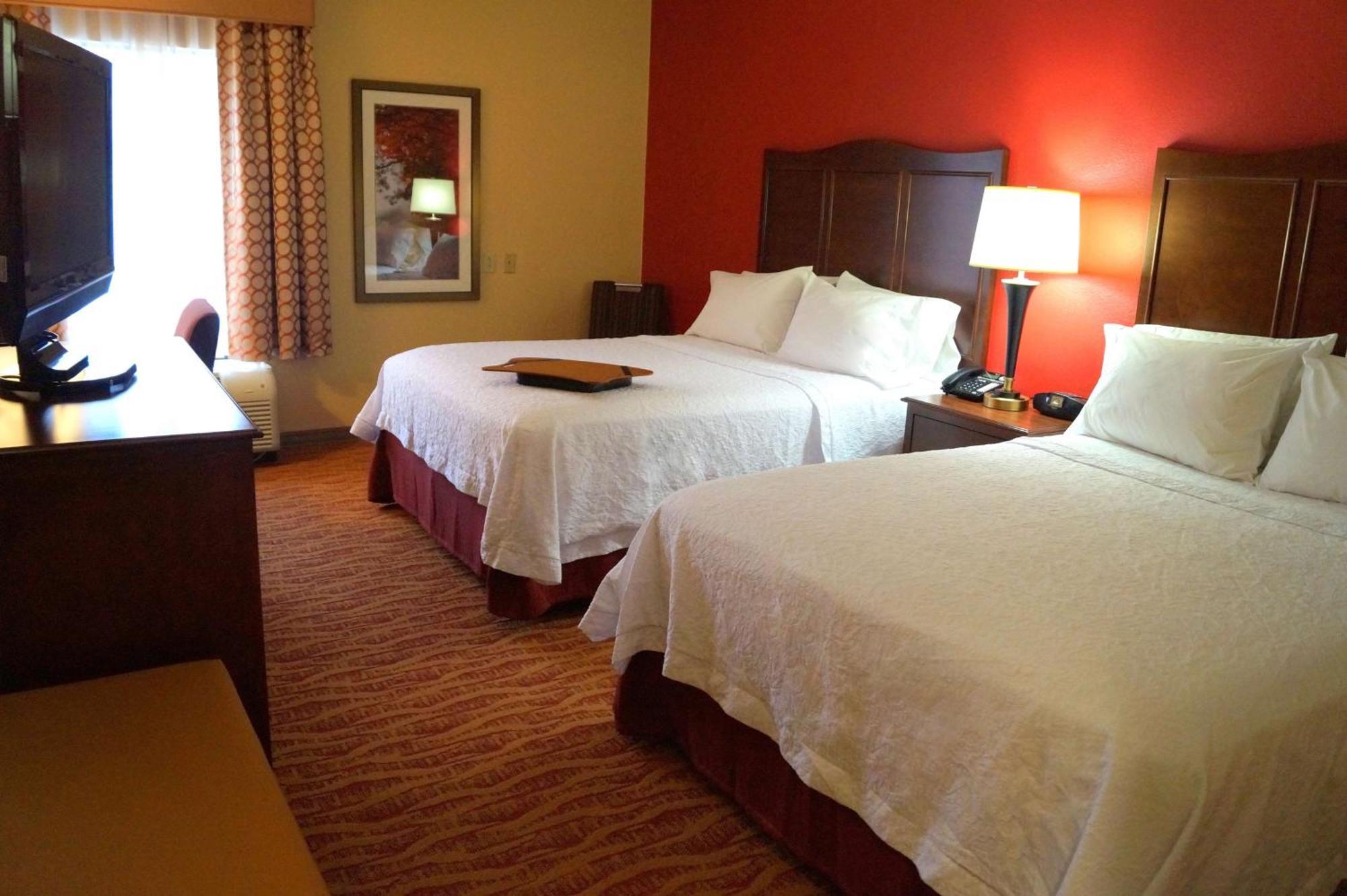 Hampton Inn Altoona Exteriör bild