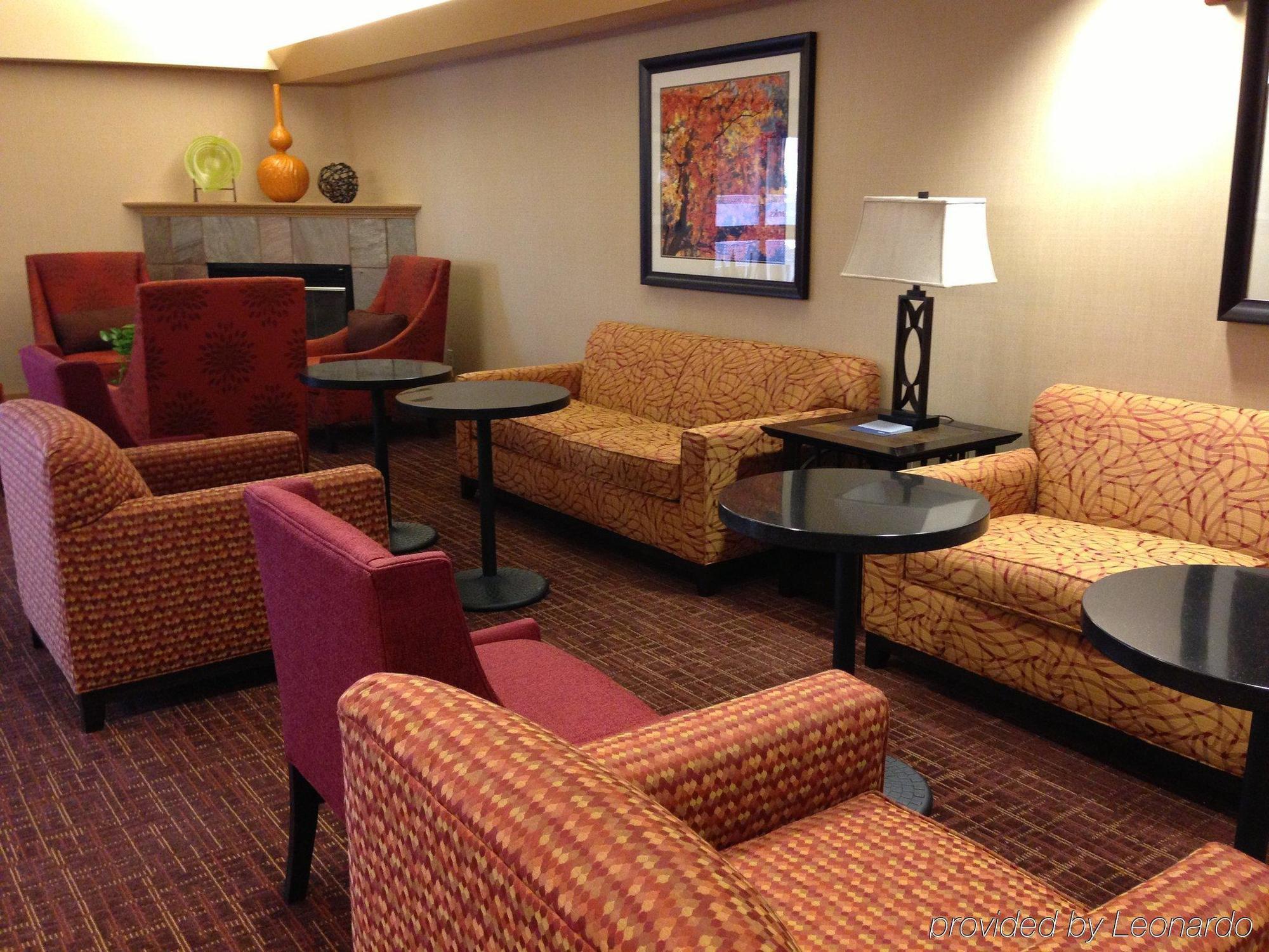 Hampton Inn Altoona Exteriör bild