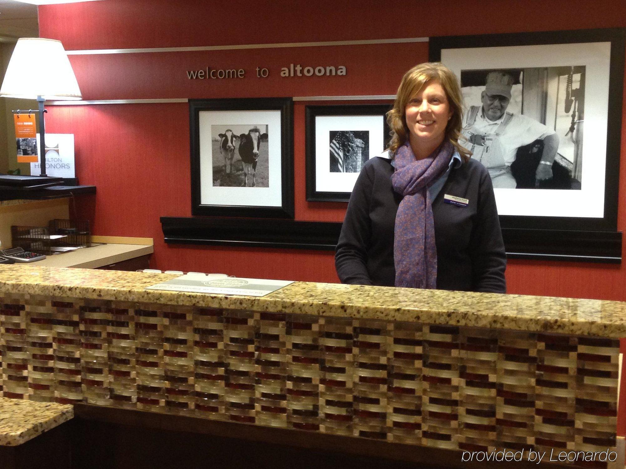Hampton Inn Altoona Exteriör bild